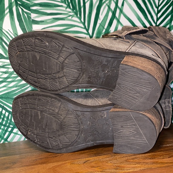 Felmini Distressed Brown Suede Leather Tanker Strap Ankle Boots Women’s 39/8.5-9 - Picture 8 of 10